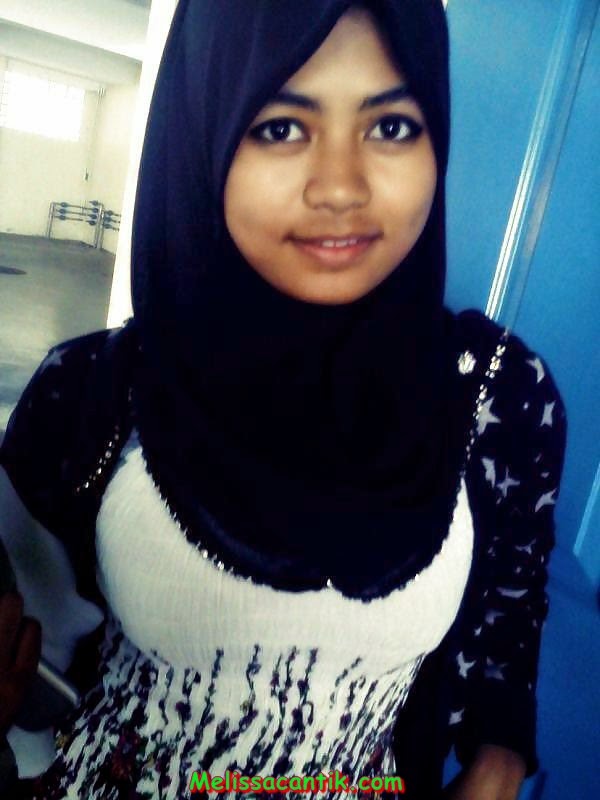 hijab melayu sex blogger hot woman ass and feet naked